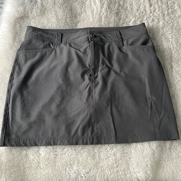 Eddie Bauer Olive green grey sport skirt size 14 - Picture 2 of 12